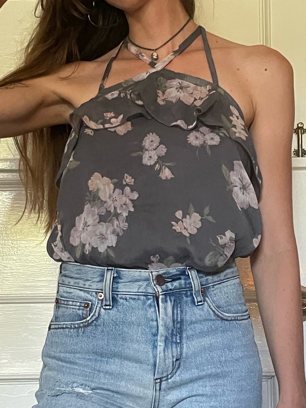 Floral Ruffle Halter Tank Top - Gray - Picture 4 of 7
